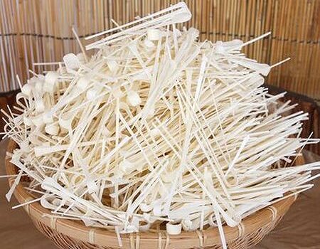 超お買い得！！稲庭うどん うどん 大容量 訳あり 徳用切り落とし 稲庭うどん 2kg入り 秋田｜価格・送料・ポイント還元まとめ｜レビュー603件